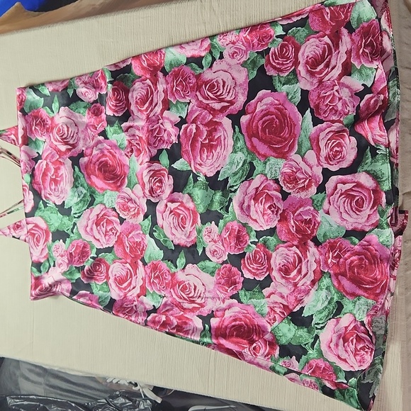 Frederick's of Hollywood medium night gown - Picture 2 of 3